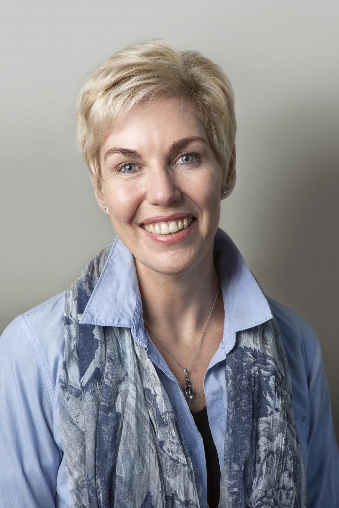 Prof Theresa Rossouw
